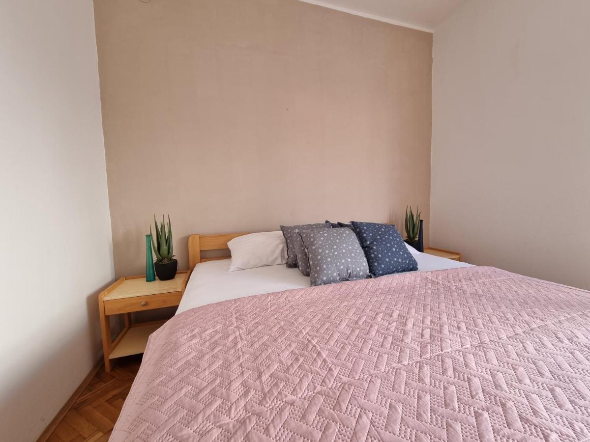 Villa Nena In Central Dalmatia โตรกีร์ ภายนอก รูปภาพ